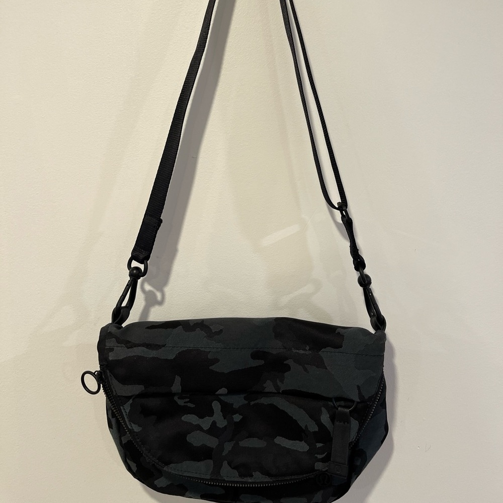 lululemon athletica All Night Festival Bag